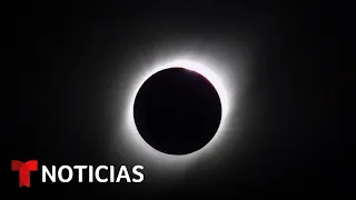 Muchos buscan sus gafas oscuras para presenciar el próximo eclipse total de sol | Noticias Telemundo