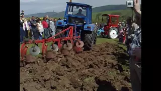 Dutra 1000 szántás bemutató (ploughing show)