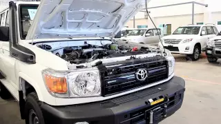 Landcruiser 70engine sound