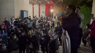 [Beijing Lockdown 2022] Acquired footage of residents vocally protesting against lockdown