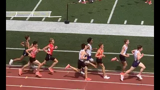 Riley Hough vs. Peter Baracco - Boys 3200m - 2021 D1 Michigan State Championships