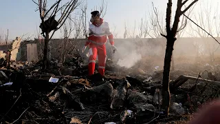 Thousands gather for vigils for victims of Ukraine plane crash