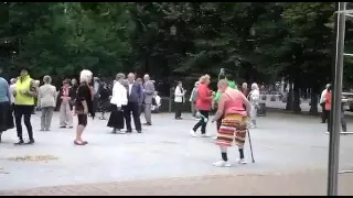 Танцы в парке "Сокольники"
