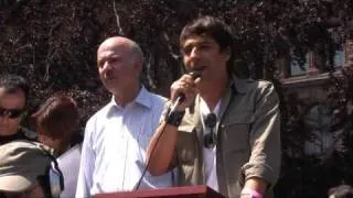 Iranian Rally in Toronto - CBC Radio's Jian Ghomeshi at Toronto's Queen's Park (21.06.2009)