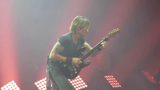 Guitar Intro" Long Hot Summer" pt1 Peoria 2018 Keith Urban