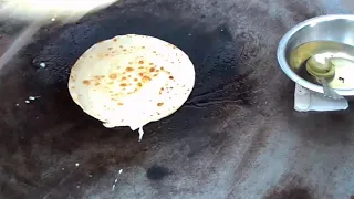 Roadside #Chicken #Egg #Roll | kolkata style | Roadside food delhi |