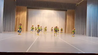 Танец "Ёжики "
