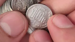Buscando la moneda de 1992 de 10 centavos mexicanos