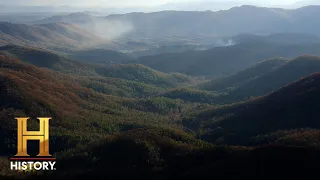 The Proof Is Out There: Brown Mountain Lights CONFOUND Astronomers | Exclusive (S2)