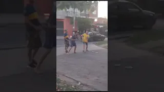 Pelea callejera, Trapero vs Barra de Voca. (Gonza La Nena vs Barrita Brian.) Morris City