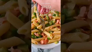 PASTA ZUCCHINE E SALMONE veloce  da leccarsi i baffi