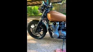 Custom painted kz650sr