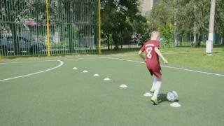 индивидуальная тренировка по футболу на технику( дети 8 - 9 лет)