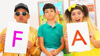 Aprende los Colores junto con Jason y Alex! | Video Educativo para Niños!