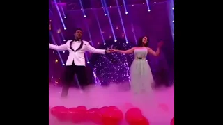 dev and sunny leone romantic dance 💓. ki kore toke bolbo ( bengali song)