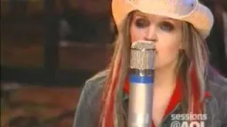 YouTube - Lisa Marie Presley- Indifferent @ AOL Sessions.flv