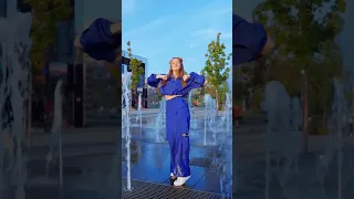 Танец Дум Тек в фонтане (Трек: Poli - Dum Tek)