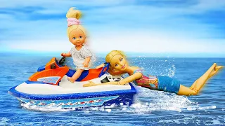 Vamos viajar para a praia nas férias com a Barbie e sua família! Novelinha da boneca Barbie