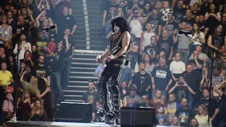 KISS - I Was Made For Lovin You Manchester 2019-07-12