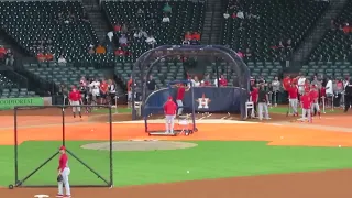 Shohei Ohtani hitting bombs at batting practice - Houston, Minute Maid Park 2019