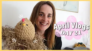 April Vlogs Day 21 🌸 Birthday Haul & Crochet Chickens