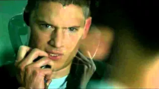 The Flash - Captain cold makes allusion to Prison break