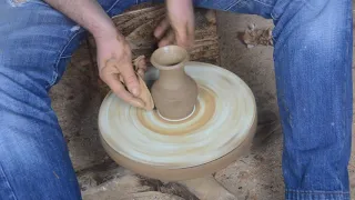 ჭინჭილის  დამზადების პროცესი შროშაში -  The process of making pottery in the lily.