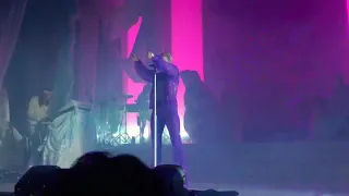 Robyn - Dancing on My Own live (Oakland, Ca) 2/26/19