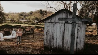 A MALDIÇÃO DA CASINHA DO CEMITÉRIO