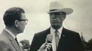 Ted Hinton interview at Clyde Barrow and Bonnie Parker's gravesites.