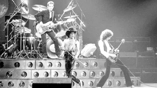 Queen - We Are The Champions (Live in Dallas 10-28-78) Upgrade