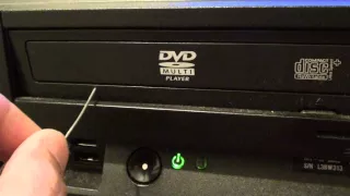 How to Eject a Stuck DVD Drive on the Computer