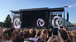 Guns N’ Roses - Intro into It’s So Easy - Oslo 2018 Not in this Lifetime Tour