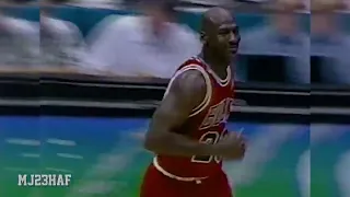 Michael Jordan Got His 25,000th Point (1996.11.30)