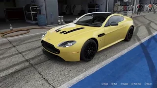 FORZA Motorsport 7 - 2013 Aston Martin V12 Vantage S - Car Show Speed Crash Test .