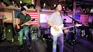 The Middle (Jimmy Eat World Cover) - The 90's Band at Dublin Deck 8.6.22