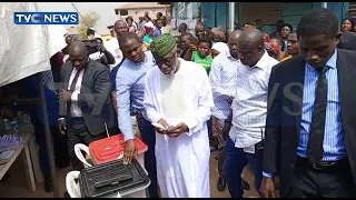 Governor Rotimi Akeredolu Votes At Ijebu Owo, Ward 2, unit 5 Ondo State