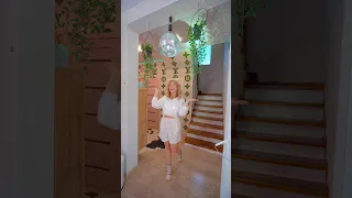 ПОВЕСИЛА ДИСКОШАР ДОМА 🪩 #shortsvideo 🕺