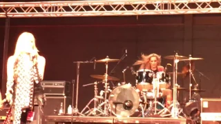 Femme Fatale - "Waiting for the Big One" - LIVE at 80's in the Park 2016