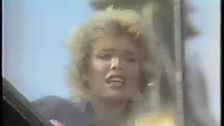 Kim Wilde   1983 08 20   View From A Bridge @ Hot For Dogs