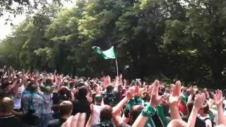 Cupfinale 2011 - Ried-Fans marschieren durch den Prater - Teil 1