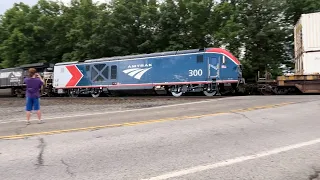 NS 260 with VERY damaged Siemens SC-44 Charger.