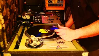 DrGiggles Bleep techno old school rave 1991 1992 bleeps set Live Vinyl DJ Mix on video