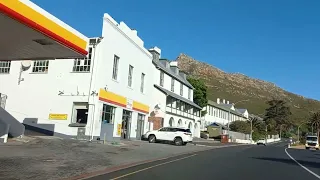 Simonstown to Fish Hoek on a Sunday morning in October in Cape Town