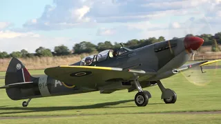 Spitfire T IX, PT462, G-CTIX  - Taxi & Take Off.