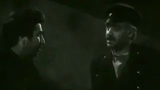 Qatır Məmməd (film, 1974).Yumuruq sillədən tutarlı olar.Hikmətli sözlər