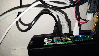 AirBuddy bidirectional amplifier powered from a USB port of the miner