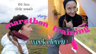 marathon training vlog: week 11 | intervals on the track, recovery runs & gym session, 54 km