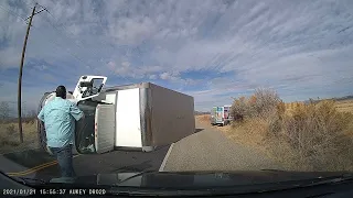 Box Truck Tips Over During Turn || ViralHog