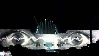 Roger Waters - One Of My Turns - Dont Leave Me Now (HQ) - The Wall Live at The O2 15th May 2011